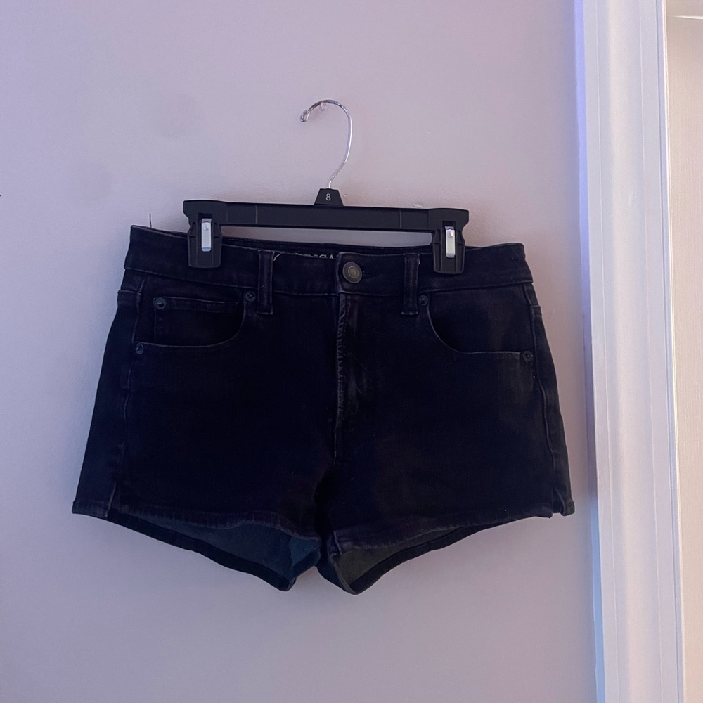 low rise american eagle black jean shorts